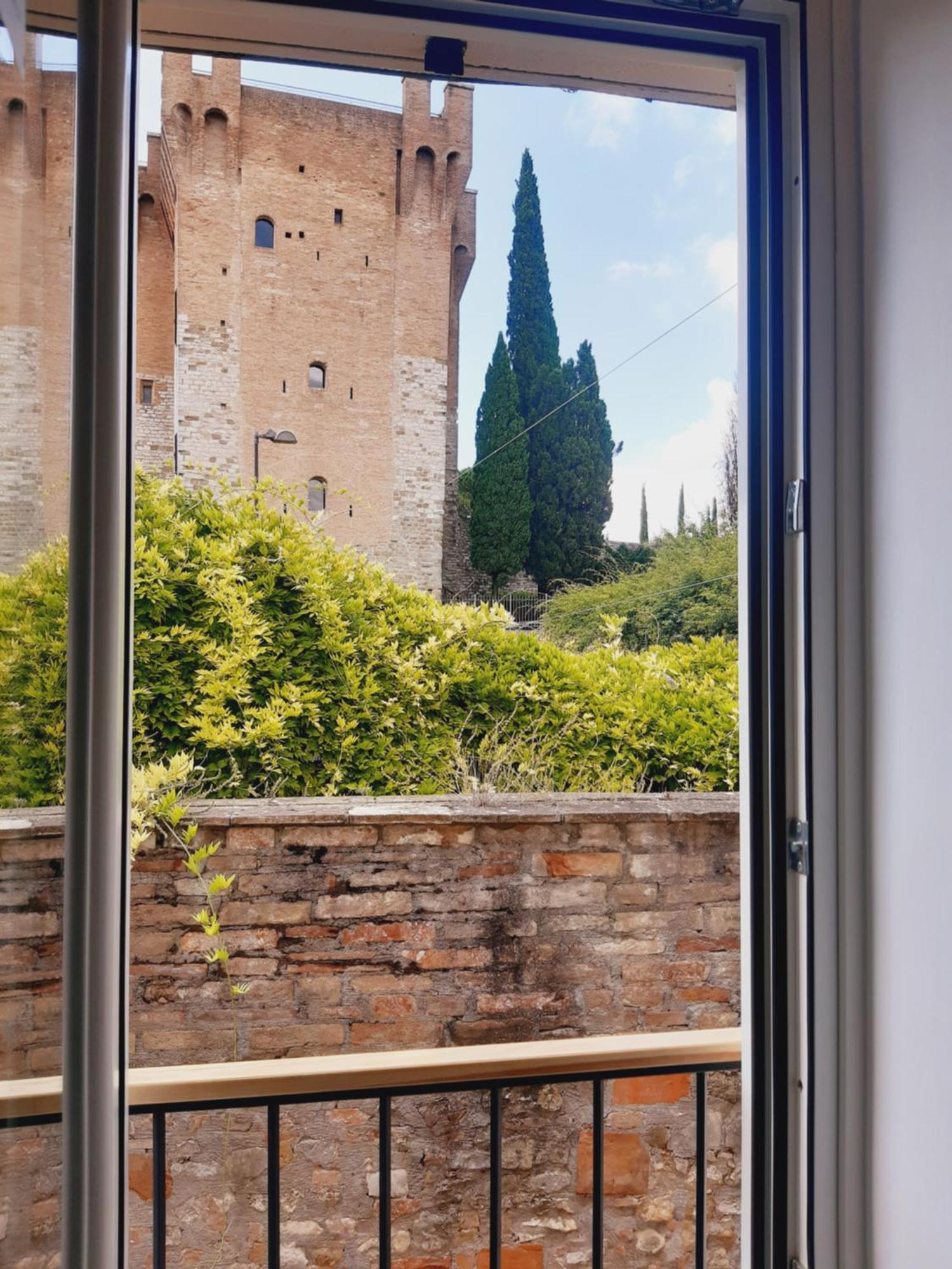 Апартаменты Casina A Porta Sant'Angelo Перуджа Экстерьер фото
